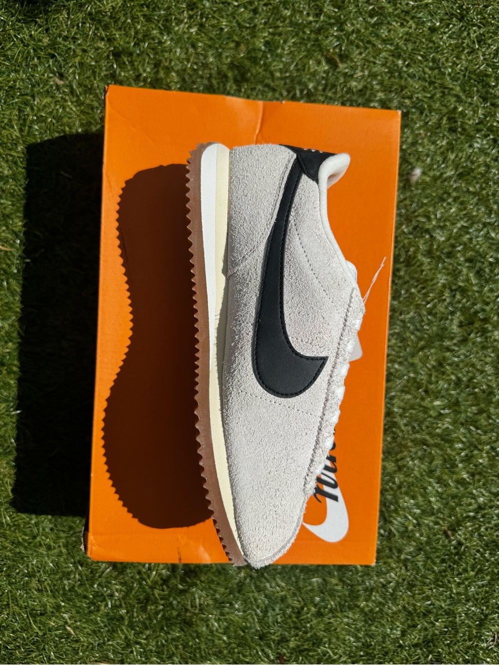Nike Cortez Sneakers - Picture 2 of 11